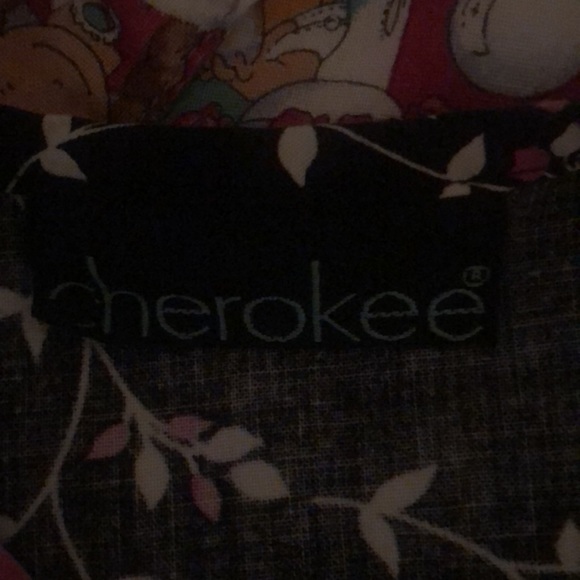 Scrub top - Picture 3 of 3